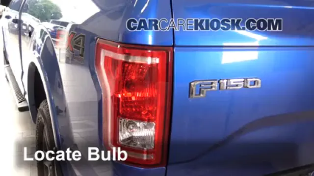 2016 Ford F-150 XLT 5.0L V8 FlexFuel Crew Cab Pickup Éclairage Feu clignotant arrière (remplacer l'ampoule)
